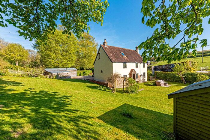 4 Bedroom Detached House For Sale In Stubhampton, Blandford Forum, DT11