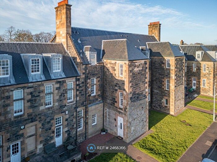 2 Bedroom Flat To Rent In Parklands View, Glasgow, G53