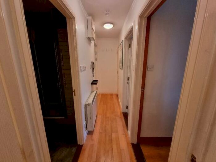 2 Bedroom Flat To Rent In George Street, Aberdeen, AB25