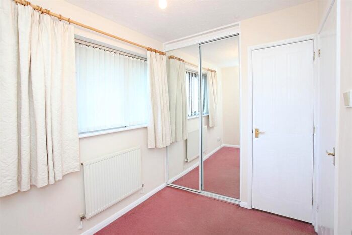 2 Bedroom Semi-Detached House For Sale In Marigold Close, Rogerstone, Newport, NP10