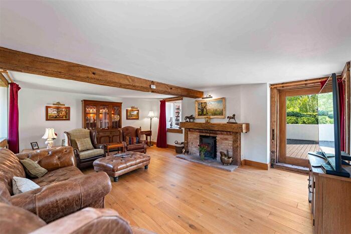 4 Bedroom Barn Conversion For Sale In Brandhills View, Alverton, NG13