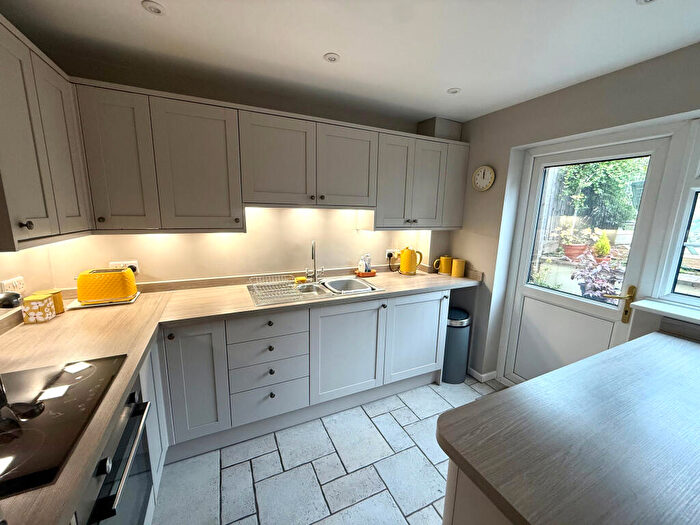 3 Bedroom House To Rent In Church Road, Lower Almondsbury, Bristol, BS32
