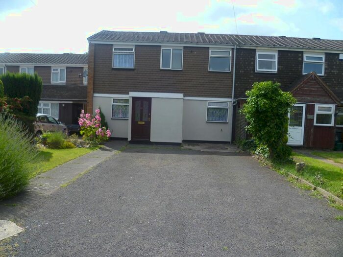 3 Bedroom Semi-Detached House To Rent In Ecclestone Road, Wolverhampton, WV11