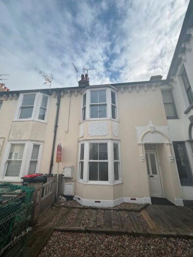 2 Bedroom Flat To Rent In Sea View Square, Herne Bay, CT6