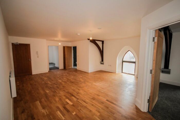 2 Bedroom Flat To Rent In Jasmine Place, Dover, CT17