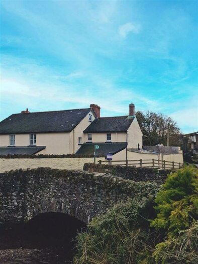 1 Bedroom Cottage To Rent In Chapel Street, Braunton, EX33