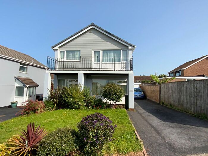 4 Bedroom Detached House For Sale In Hookhills Road, Hookhills, Paignton, TQ4