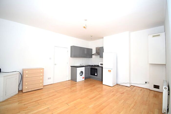1 Bedroom Flat To Rent In High Street North, London, E6