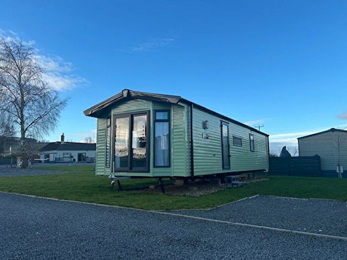 2 Bedroom Mobile/park Home For Sale In East Heslerton, Malton, YO17