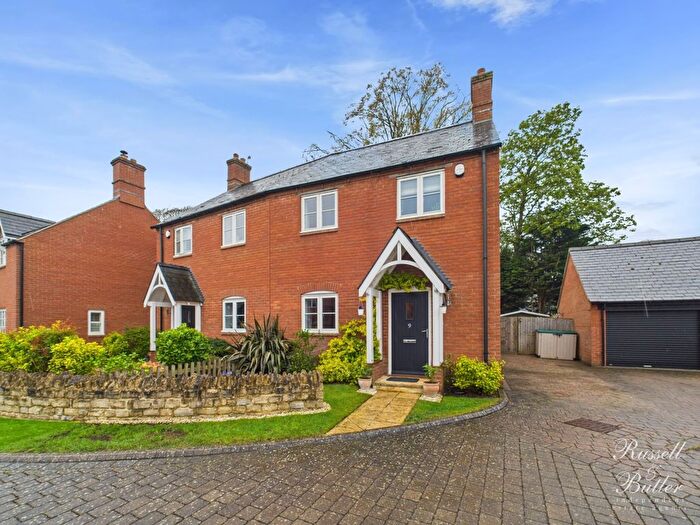 2 Bedroom Semi-Detached House For Sale In All Saints Close, Nash, MK17