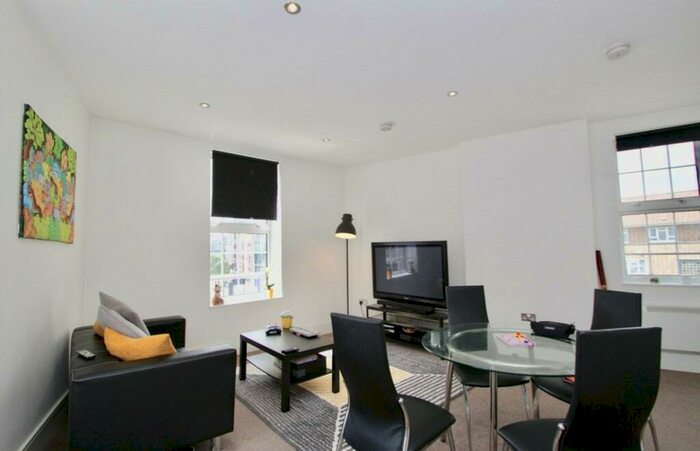 1 Bedroom Flat To Rent In Middle Road, Harrow, HA2