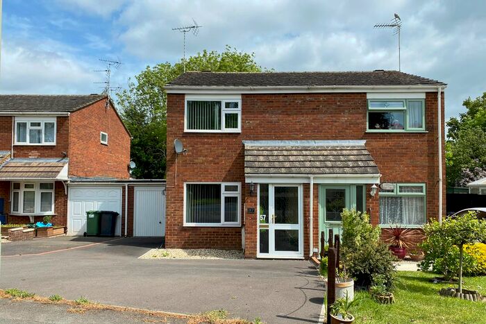 2 Bedroom Semi-Detached House To Rent In Baneberry Road, Gloucester, GL4