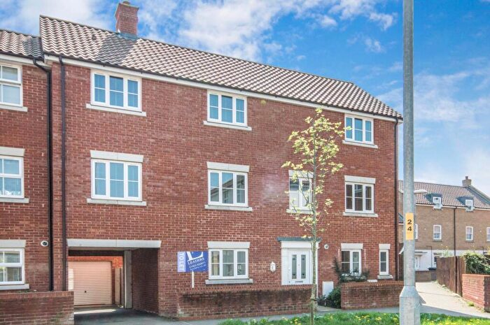 6 Bedroom House To Rent In Snowdrop Street, Wymondham, NR18