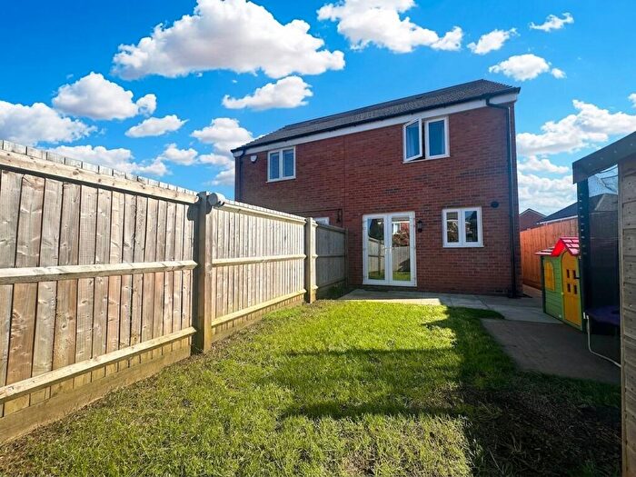 2 Bedroom Semi Detached House For Sale In Tulip Road, Emersons Green, BS16
