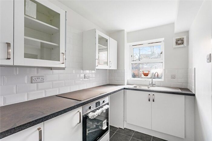 1 Bedroom Flat For Sale In Molyneux Drive, London, SW17