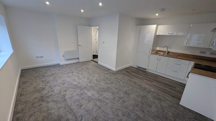 1 Bedroom Flat To Rent In Percy Street, Hull, HU2