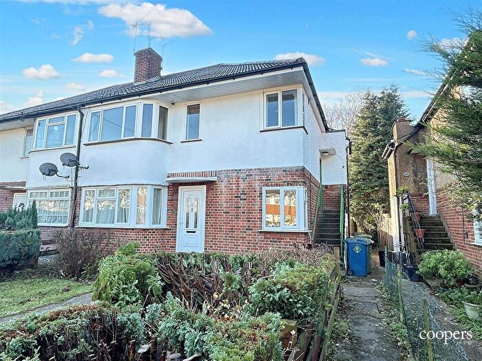 2 Bedroom Maisonette To Rent In Shaftesbury Avenue, Harrow, HA2