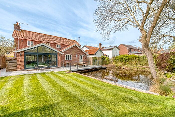 3 Bedroom Detached House For Sale In Church Road, Wacton, NR15