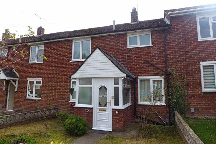 3 Bedroom Terraced House To Rent In Aran Road, Wrexham, LL12