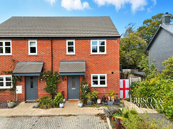 3 Bedroom Semi-Detached House For Sale In Bullwood Hall Lane, Hockley, SS5