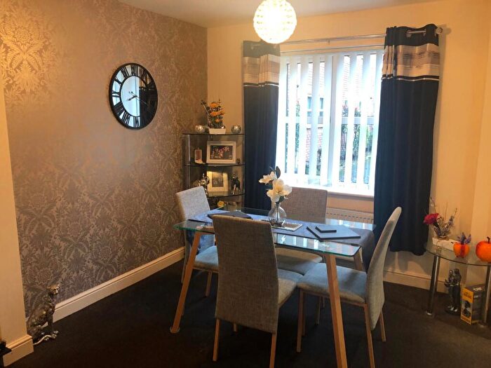 2 Bedroom Apartment To Rent In Forsythia Drive, Clayton-le-Woods, PR6