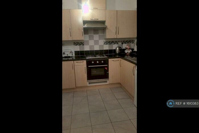 Studio To Rent In Camden Gardens, Thornton Heath, CR7