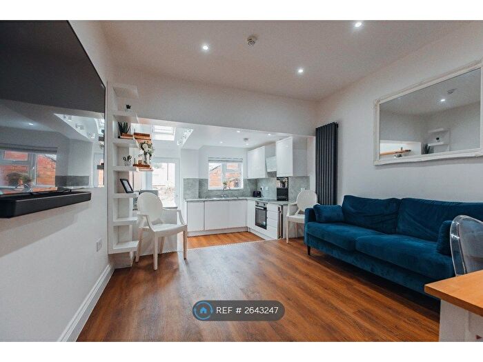 4 Bedroom Terraced House To Rent In Leopold Street, Loughborough, LE11