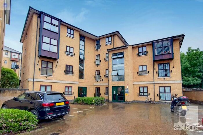2 Bedroom Flat To Rent In Munnings House, Portsmouth Mews, London, E16