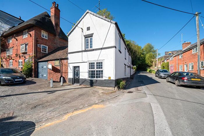 3 Bedroom Semi-Detached House For Sale In High Street, Potterne, SN10