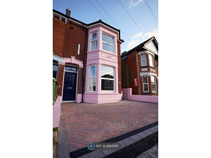 6 Bedroom Semi Detached House To Rent In Morris Road, Southampton, SO15