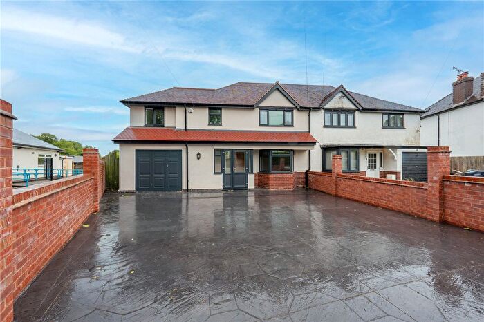 4 Bedroom Semi-Detached House To Rent In Little Aston Lane, Sutton Coldfield, Staffordshire, B74