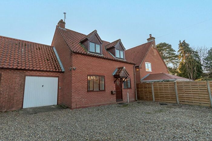 3 Bedroom Detached House For Sale In The Street, Kettlestone, NR21