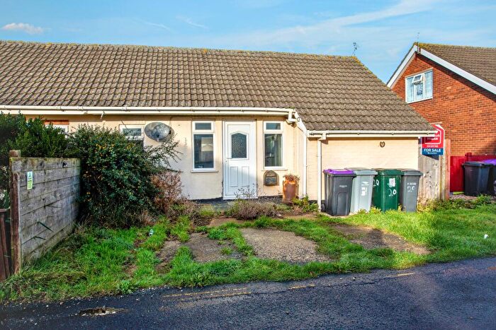 3 Bedroom Semi-Detached Bungalow For Sale In Radio St. Peters, Sutton Road, Trusthorpe, Mablethorpe, LN12