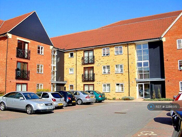 2 Bedroom Flat To Rent In Trelawney Place, Chafford Hundred, Grays, RM16