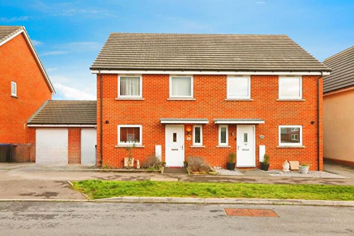 4 Bedroom Semi Detached House For Sale In Bazalgette Lane, Longhedge, Salisbury, SP4