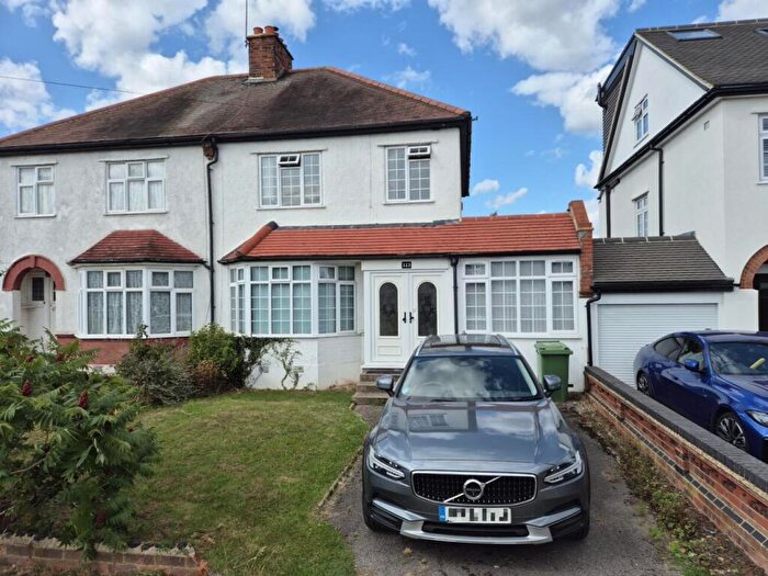 4 Bedroom Semi-Detached House For Sale In Ingrebourne Gardens, Upminster, Essex, RM14