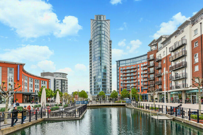 Apartment To Rent In Gunwharf Quays, PO1