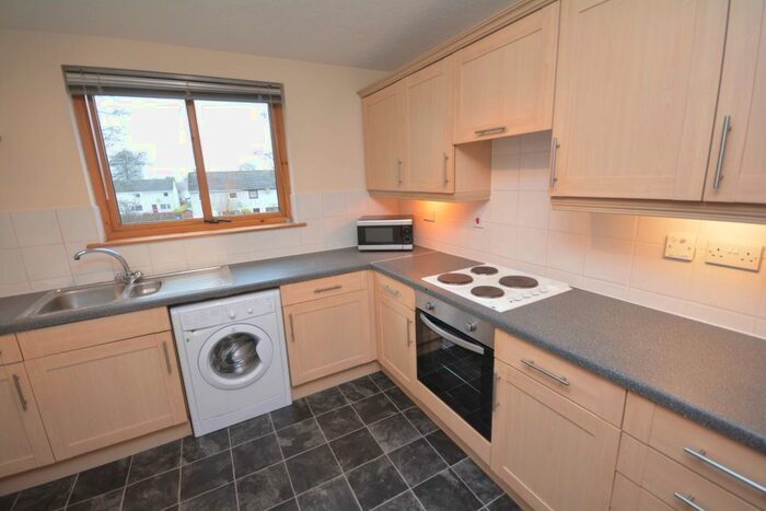 2 Bedroom Flat To Rent In Alltan Place, Culloden, Inverness IV2