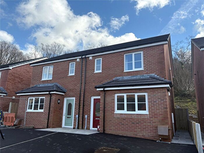 3 Bedroom Semi-Detached House For Sale In Clos Yr Ysgol, Clyne, Neath Port Talbot, SA11