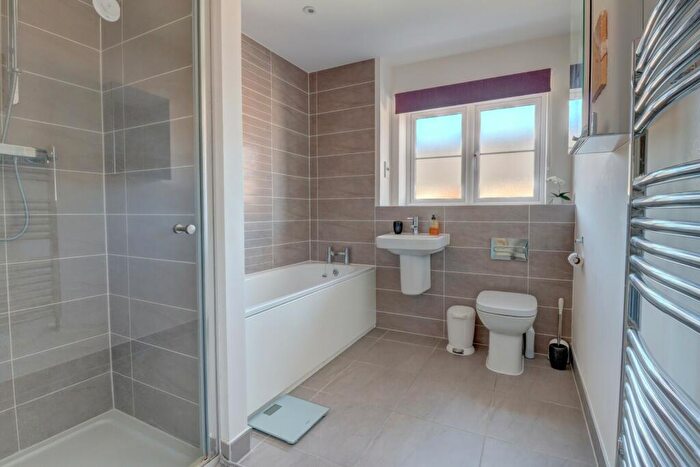 5 Bedroom Detached House For Sale In Barley Close, Longwick, Princes Risborough, Buckinghamshire, HP27