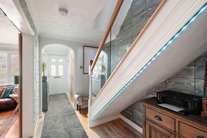 5 Bedroom Detached House For Sale In Sandown Drive, Catshill, Bromsgrove, B61