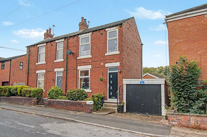 2 Bedroom Semi-Detached House For Sale In Howard Street, Ossett, WF5