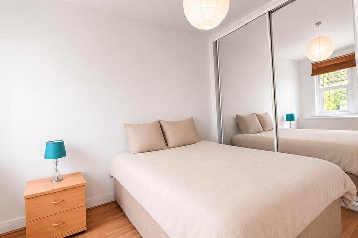 1 Bedroom Flat To Rent In Bedroom Flat To Rent – Bounds Green / Bowes Park, N22