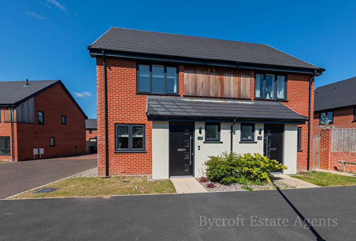 2 Bedroom Semi Detached House For Sale In Lime Avenue, Oulton, Lowestoft, NR32