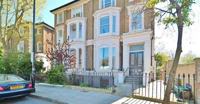 3 Bedroom Flat To Rent In St. John's Grove, London, Tufnell Park, N19