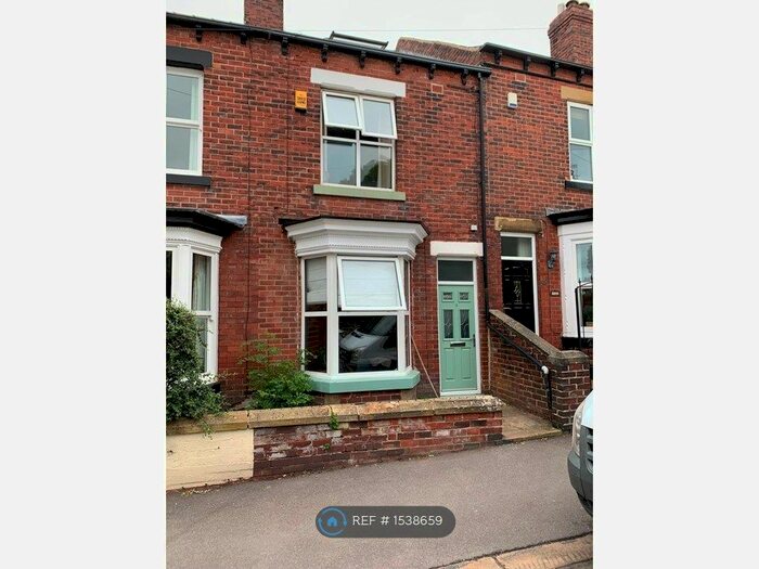 3 Bedroom Terraced House To Rent In Dobbin Hill, Sheffield, S11