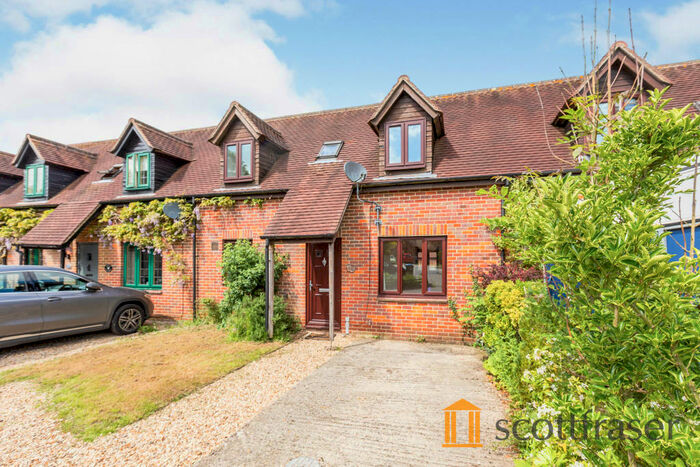 2 Bedroom Semi-Detached House To Rent In The Lawns, Brill, HP18