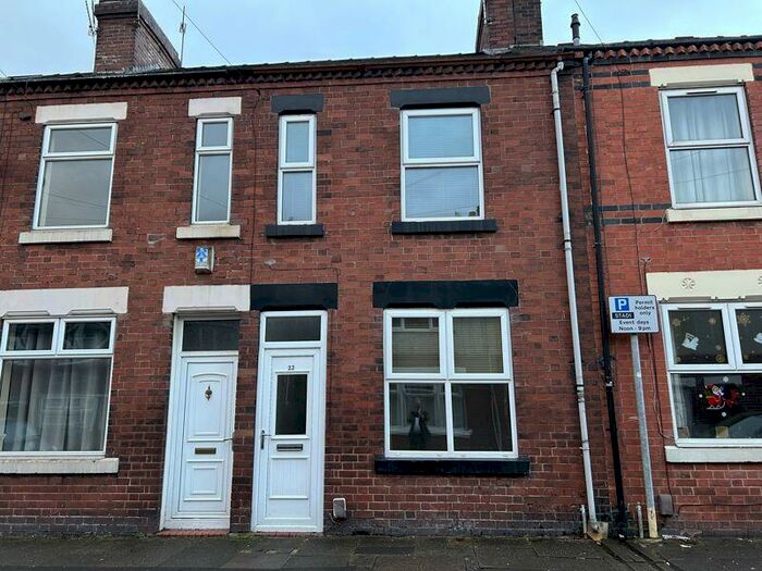 3 Bedroom Terraced House To Rent In Fielding Street, Stoke-On-Trent, ST4