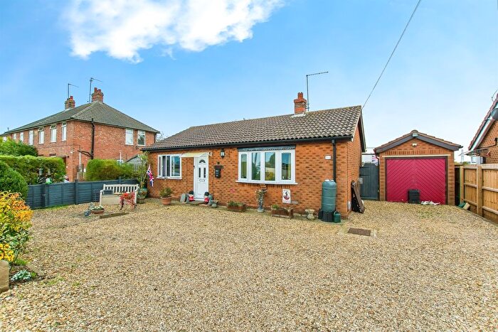 2 Bedroom Detached Bungalow For Sale In Draw Dyke, Tydd St. Mary, Wisbech, PE13