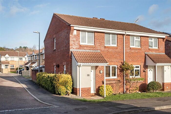 3 Bedroom Semi Detached House For Sale In Bickford Close, Barrs Court, Bristol, BS30